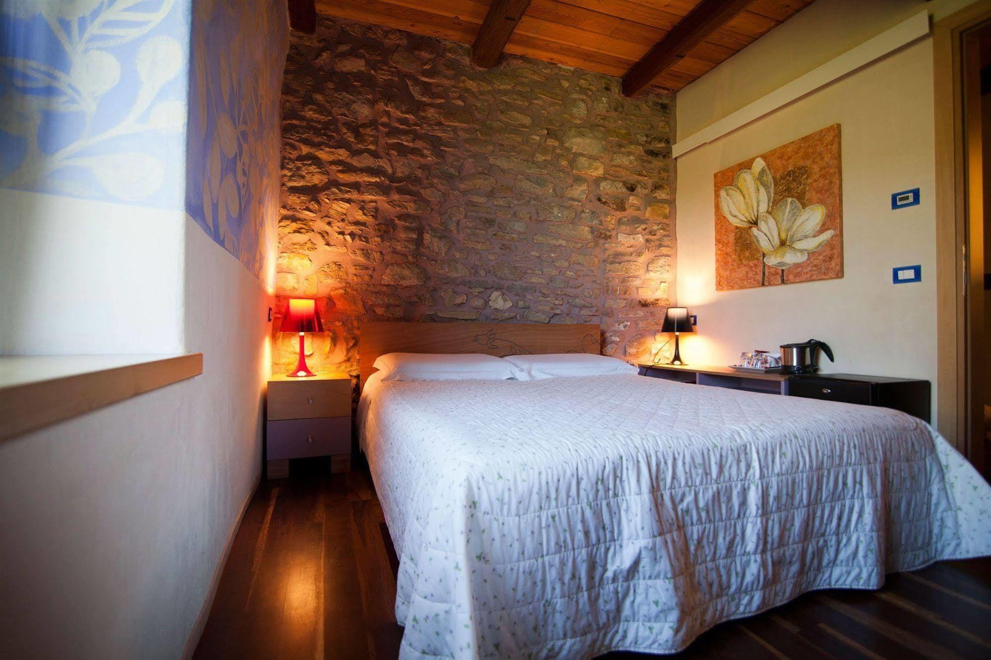 Dimora Le Nove Fate Hotel Bergamo Eksteriør billede