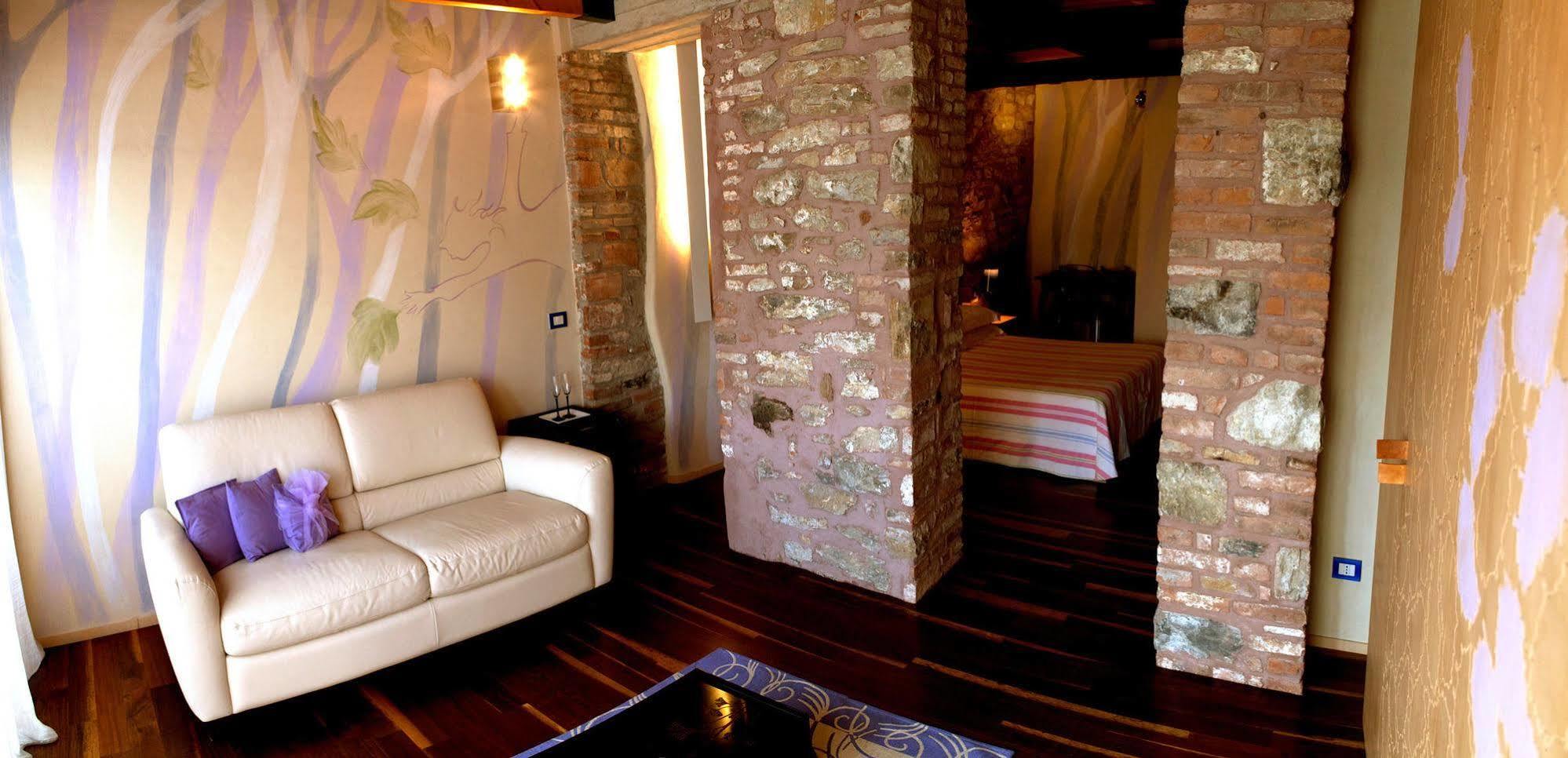 Dimora Le Nove Fate Hotel Bergamo Eksteriør billede